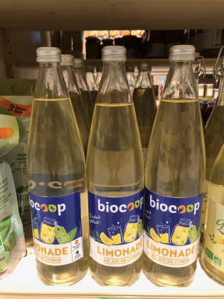 Photo de Biocoop Les Herbiers, membre de Bout à Bout, réseau de réemploi des bouteilles en verre en Pays de la Loire