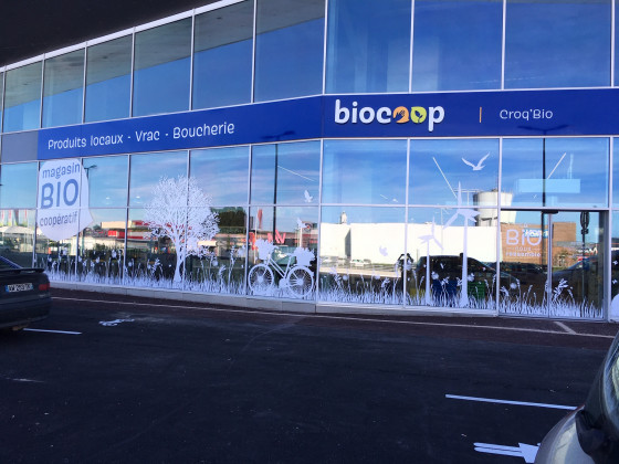Photo de Biocoop Croq'Bio Nord, membre de Bout à Bout, réseau de réemploi des bouteilles en verre en Pays de la Loire
